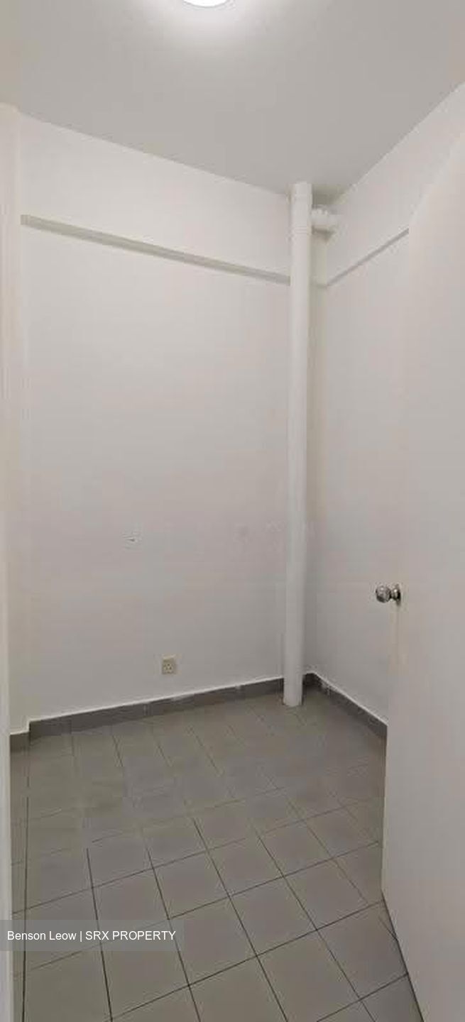 The Waterside (D15), Condominium #632004161